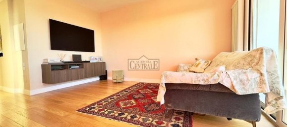 3-salle Penthouse à Sanremo, Italy No. 232786 7