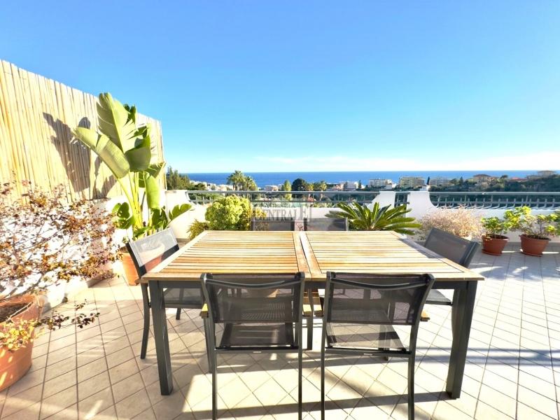 3-salle Penthouse à Sanremo, Italy No. 232786