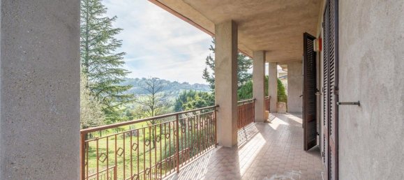 Дом с 9 комнатами в Перуджа, Италия № 50323 40