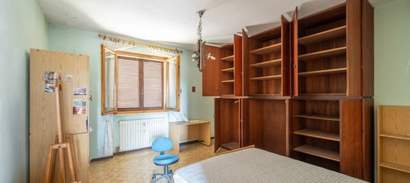 Дом с 9 комнатами в Перуджа, Италия № 50323 12