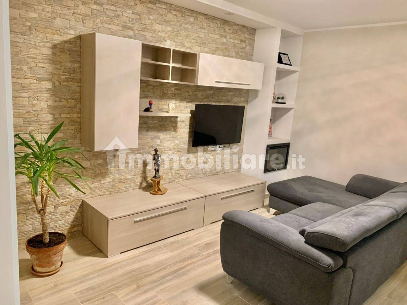1 bedroom Apartment in Bologna, Italy No. 341084
