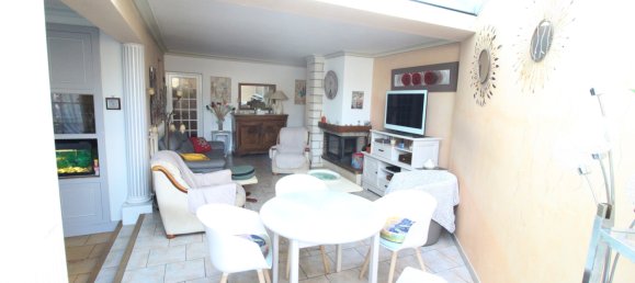 5 غرف نوم منزل في Monnaie, France رقم 55686 2