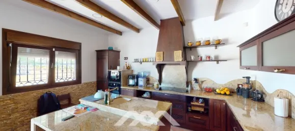 6 bedrooms Villa in Sayalonga, Spain No. 41899 46