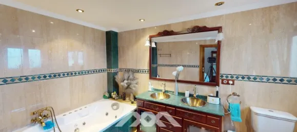 6 bedrooms Villa in Sayalonga, Spain No. 41899 7