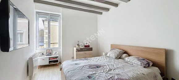 3 bedrooms House in Feneu, France No. 100753 9