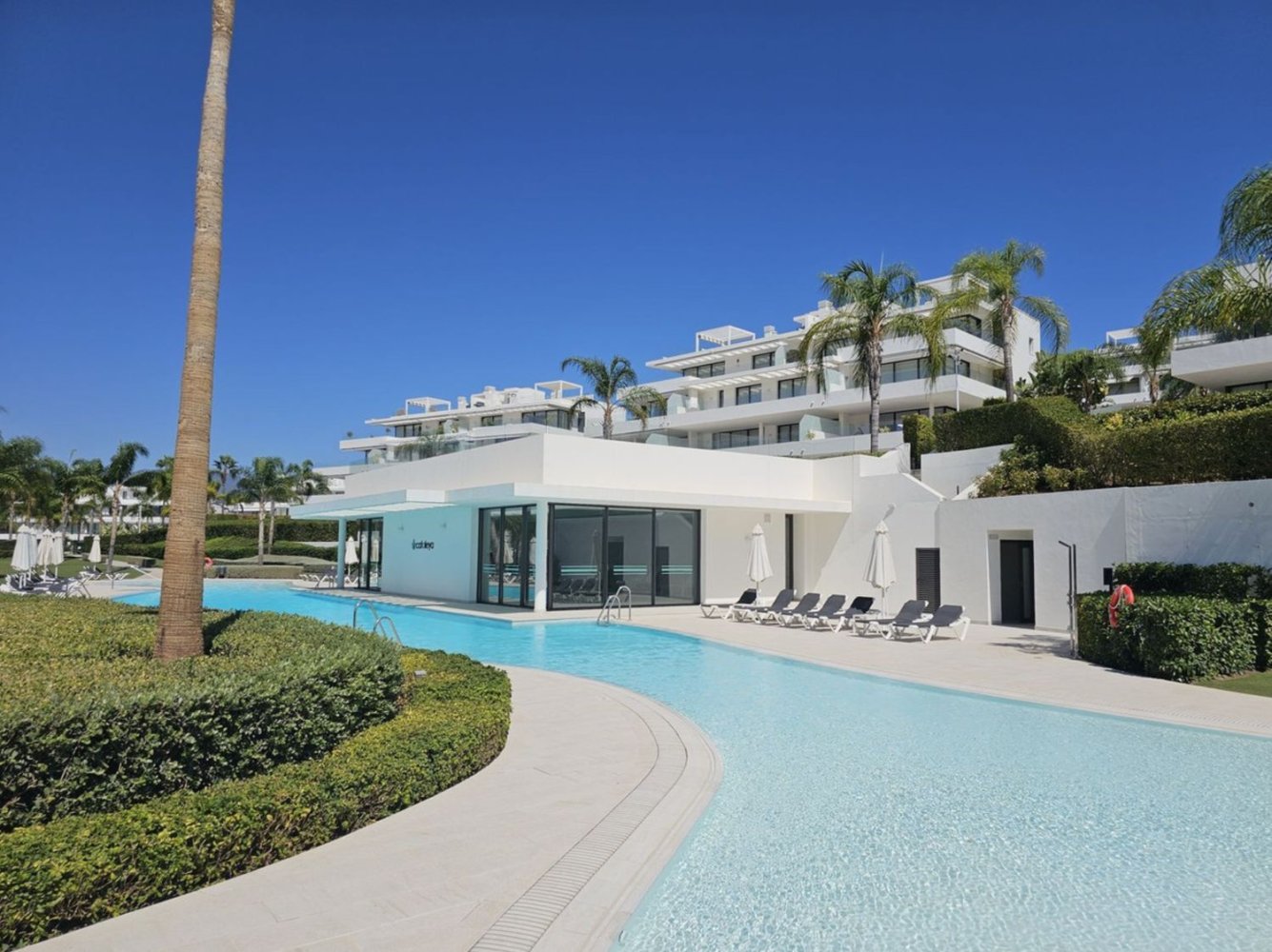 3 bedrooms Penthouse in Estepona, Spain No. 121178