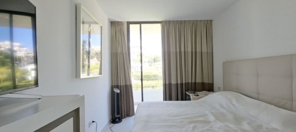 3 bedrooms Penthouse in Estepona, Spain No. 121178 5