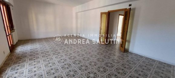 3 Schlafzimmer Wohnung in Buti, Italy, Nr. 137813 4