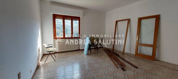 3 Schlafzimmer Wohnung in Buti, Italy, Nr. 137813 11