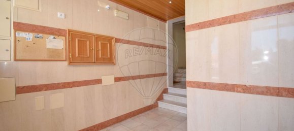 3 Schlafzimmer Wohnung in Rio de Mouro, Portugal, Nr. 297917 22