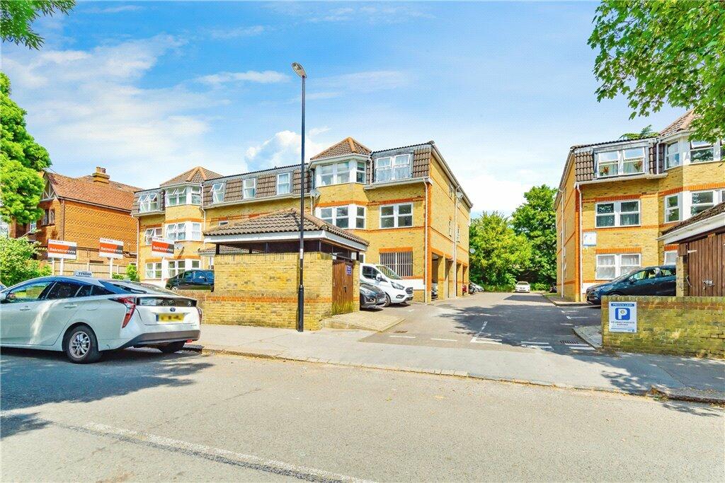 2 bedrooms Apartment in South Croydon, United Kingdom No. 8008