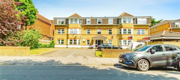 2 bedrooms Apartment in South Croydon, United Kingdom No. 8008 3