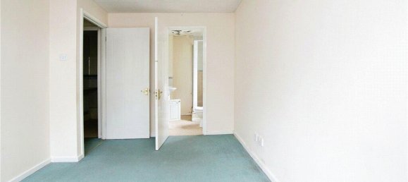 2 bedrooms Apartment in South Croydon, United Kingdom No. 8008 14