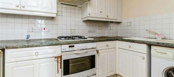 2 bedrooms Apartment in South Croydon, United Kingdom No. 8008 2