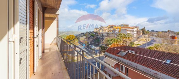 Квартира с 6 комнатами в Кальтаджироне, Италия № 103557 23