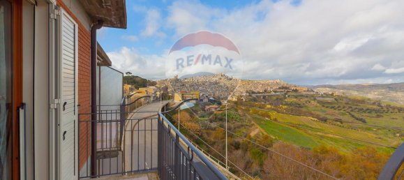 Квартира с 6 комнатами в Кальтаджироне, Италия № 103557 15