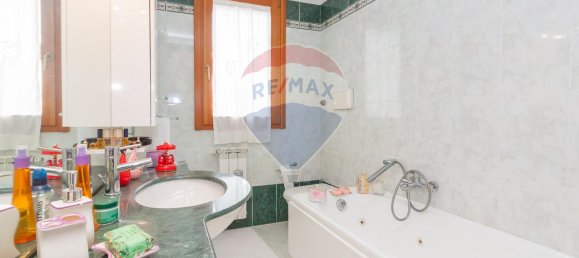 Квартира с 6 комнатами в Кальтаджироне, Италия № 103557 19