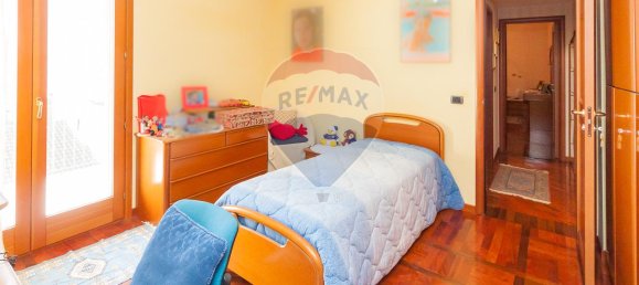 Квартира с 6 комнатами в Кальтаджироне, Италия № 103557 26