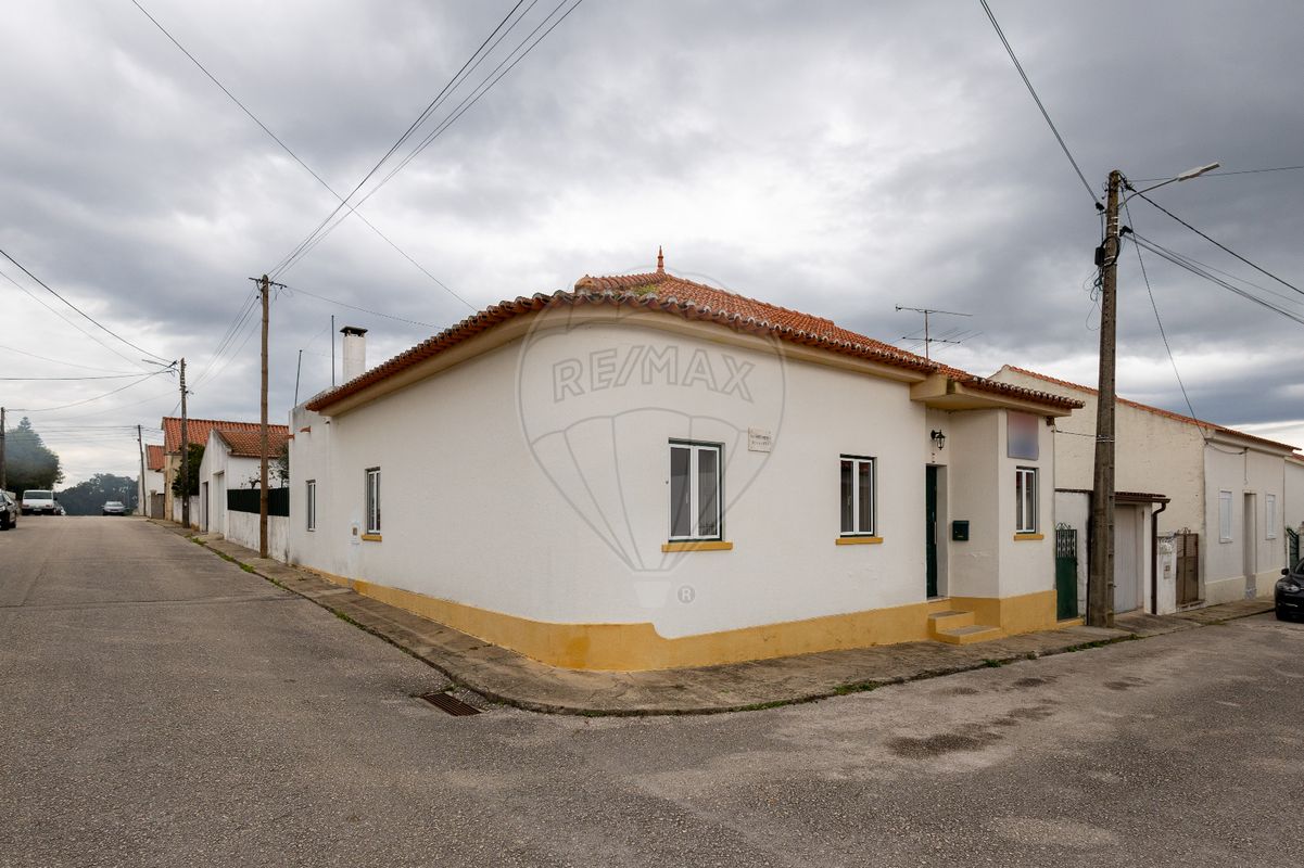 Casa de 3 dormitorios en Abrantes, Portugal No. 28944