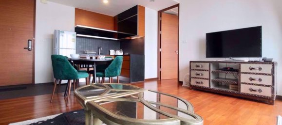 2 bedrooms Condo in Khlong Toei, Thailand No. 9800 2