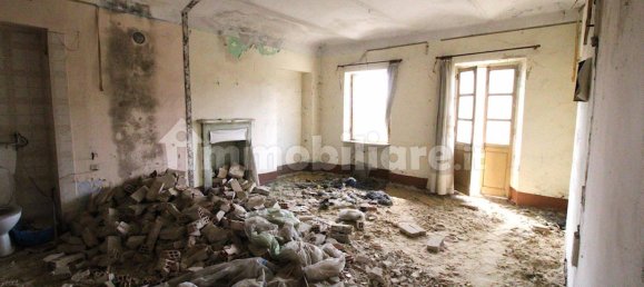 Casa de 2 dormitorios en Monticello d'Alba, Italy No. 72821 7