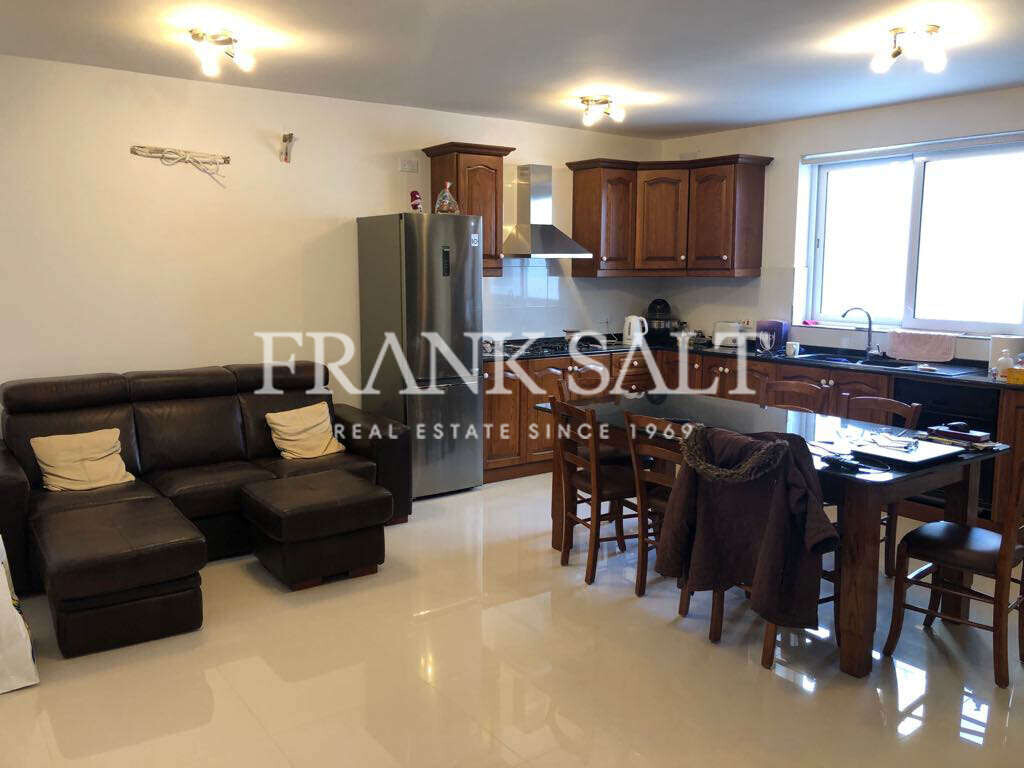 2 bedrooms Maisonette in Zebbug, Malta No. 11258