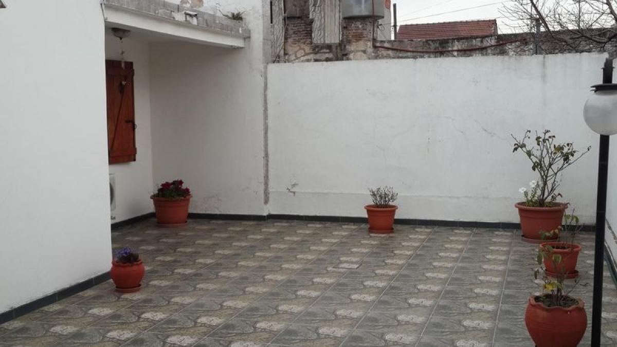 2 chambres Maison à Moron, Argentina No. 65298