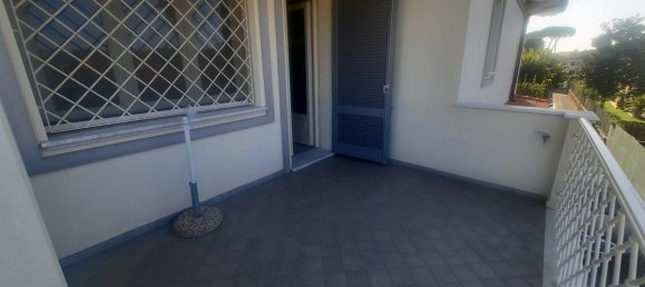 5 bedrooms Apartment in Forte dei Marmi, Italy No. 227905 8