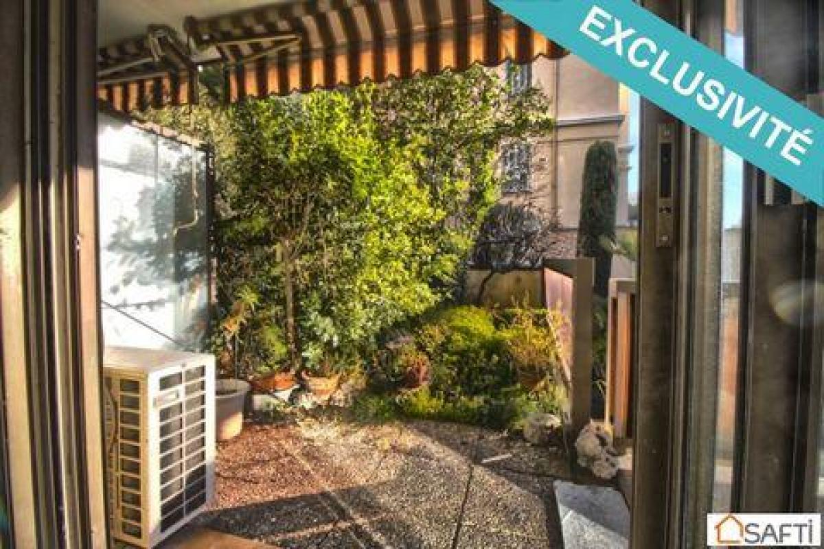 Studio in Nice, France No. 13341