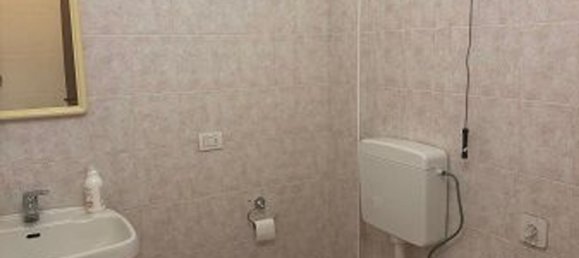 92m² Commercial property in Pessano con Bornago, Italy No. 361043 13