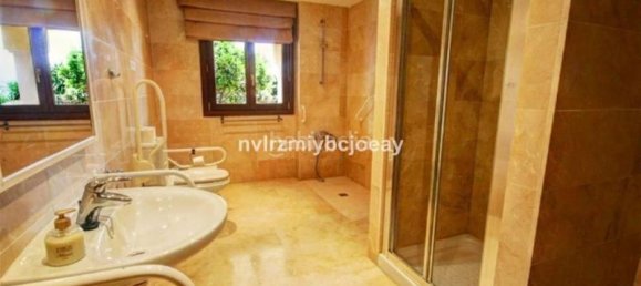 10 غرف نوم منزل في Benalmadena, Spain رقم 139604 35