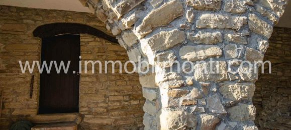 Дом с 11 комнатами в Каваторе, Италия № 38634 27