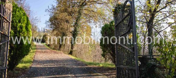 Дом с 11 комнатами в Каваторе, Италия № 38634 11