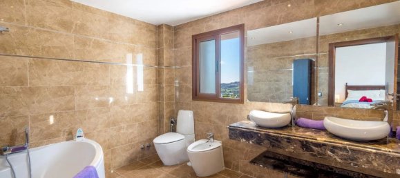 5 bedrooms Villa in Mijas, Spain No. 139475 9