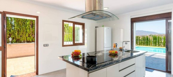 5 bedrooms Villa in Mijas, Spain No. 139475 5