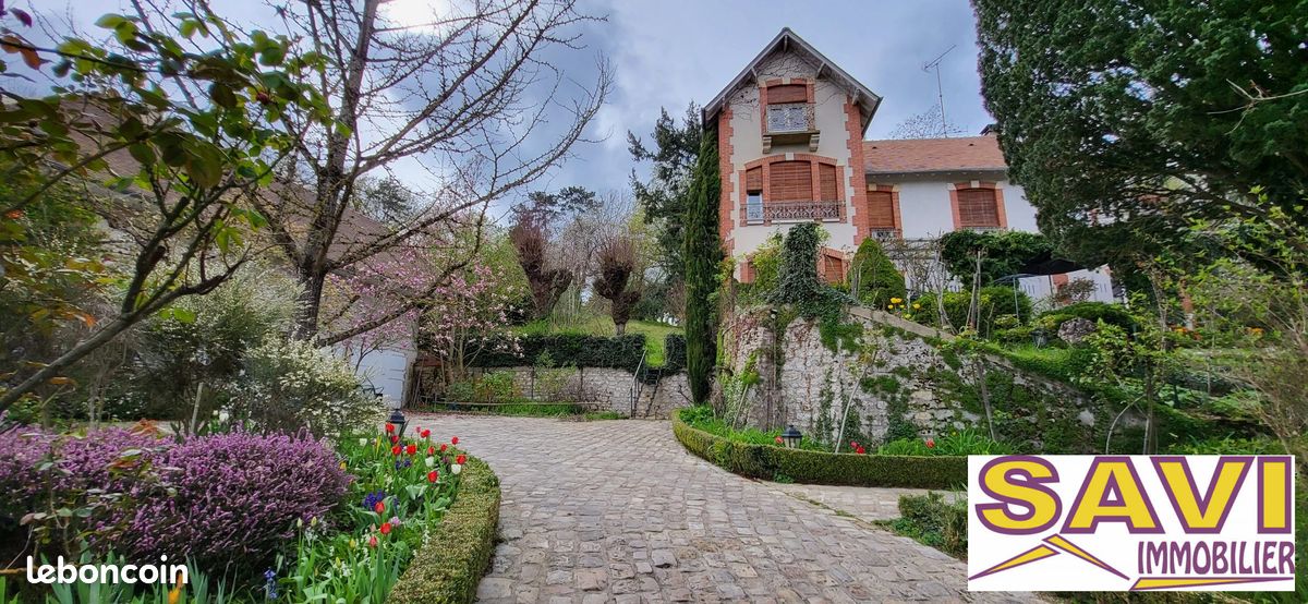 5 bedrooms House in Ferrieres-en-Gatinais, France No. 89638