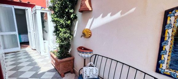 2 bedrooms Apartment in Capri, Italy No. 124719 7