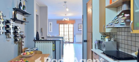 2 bedrooms Apartment in Sonnino, Italy No. 264251 4