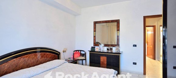 2 bedrooms Apartment in Sonnino, Italy No. 264251 14