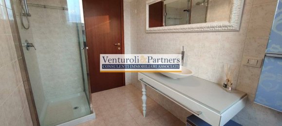 2 chambres Appartement à Moniga del Garda, Italy No. 218316 10