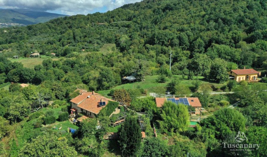 7 bedrooms House in Santa Fiora, Italy No. 40687