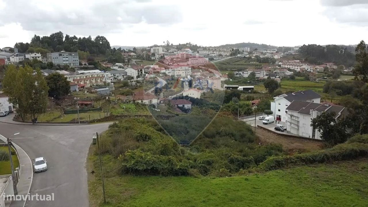 Terrain à Freamunde, Portugal 685m² No. 62376