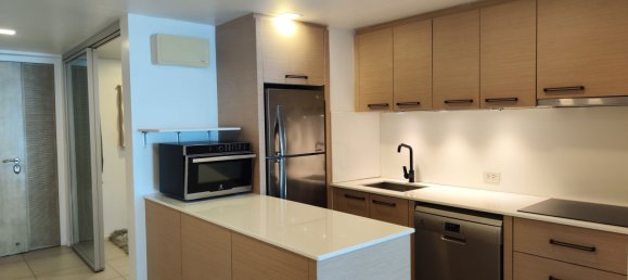 Кондоминиум  с 2 спальнями в Паттайя, Таиланд № 59986 17