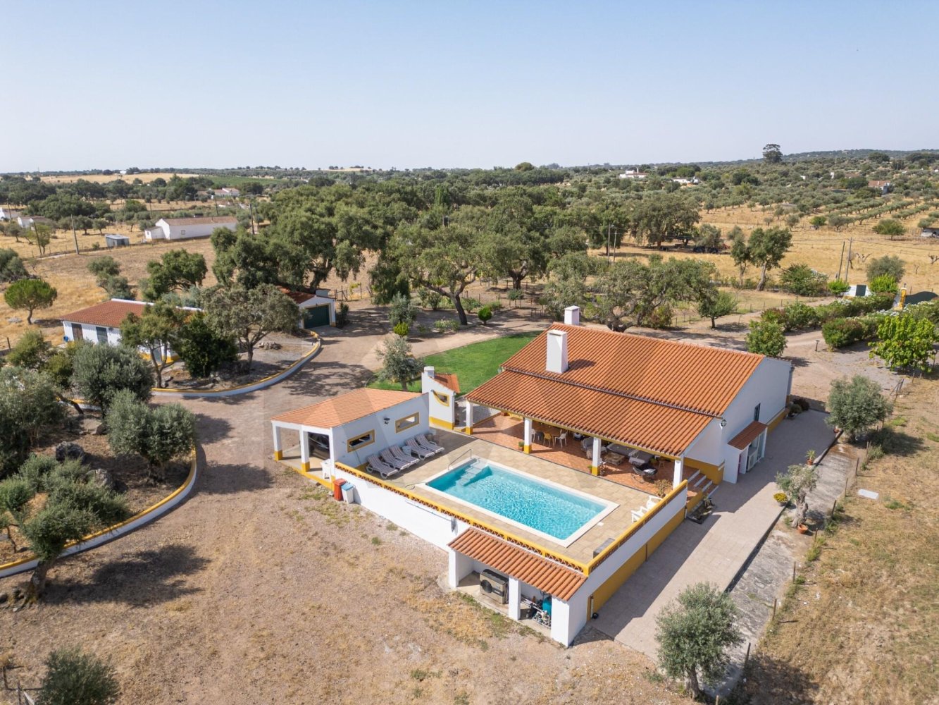 4 bedrooms House in Evora, Portugal No. 256898