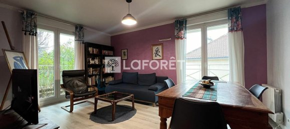 1 bedroom Apartment in Luisant, France No. 235859 2