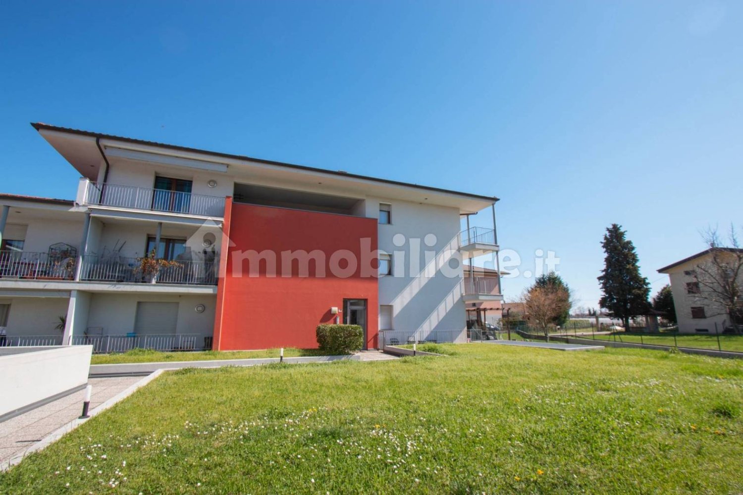 2 غرف نوم شقة في Udine, Italy رقم 18180