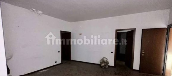 3 bedrooms Apartment in Cesano Maderno, Italy No. 6441 10