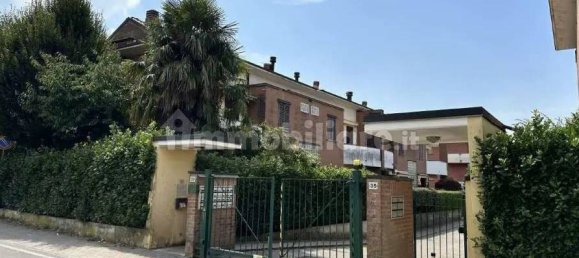 3 bedrooms Apartment in Cesano Maderno, Italy No. 6441 2
