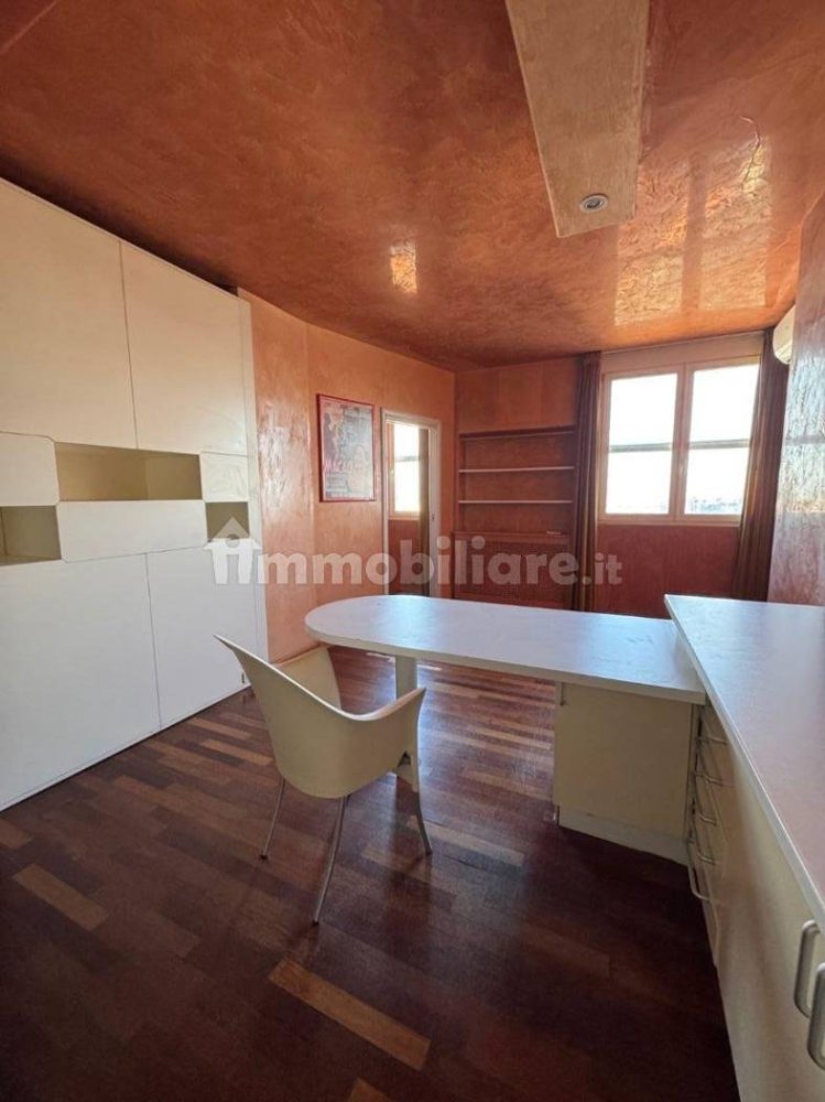 1 bedroom Apartment in Padua, Italy No. 260062