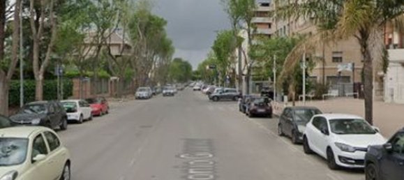 Apartamento de 7 dormitorios en Foggia, Italy No. 315990 2